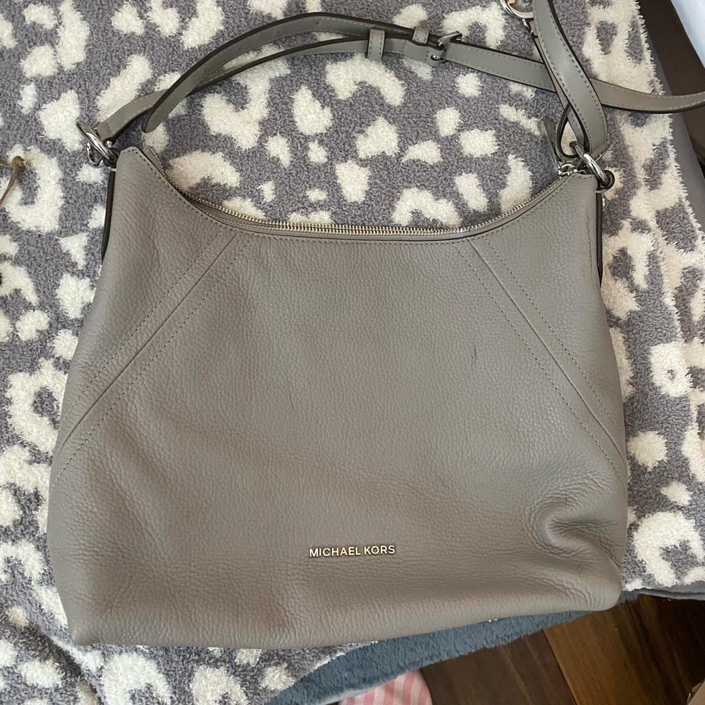 Michael Kors - Aria Top Zip Large Bag